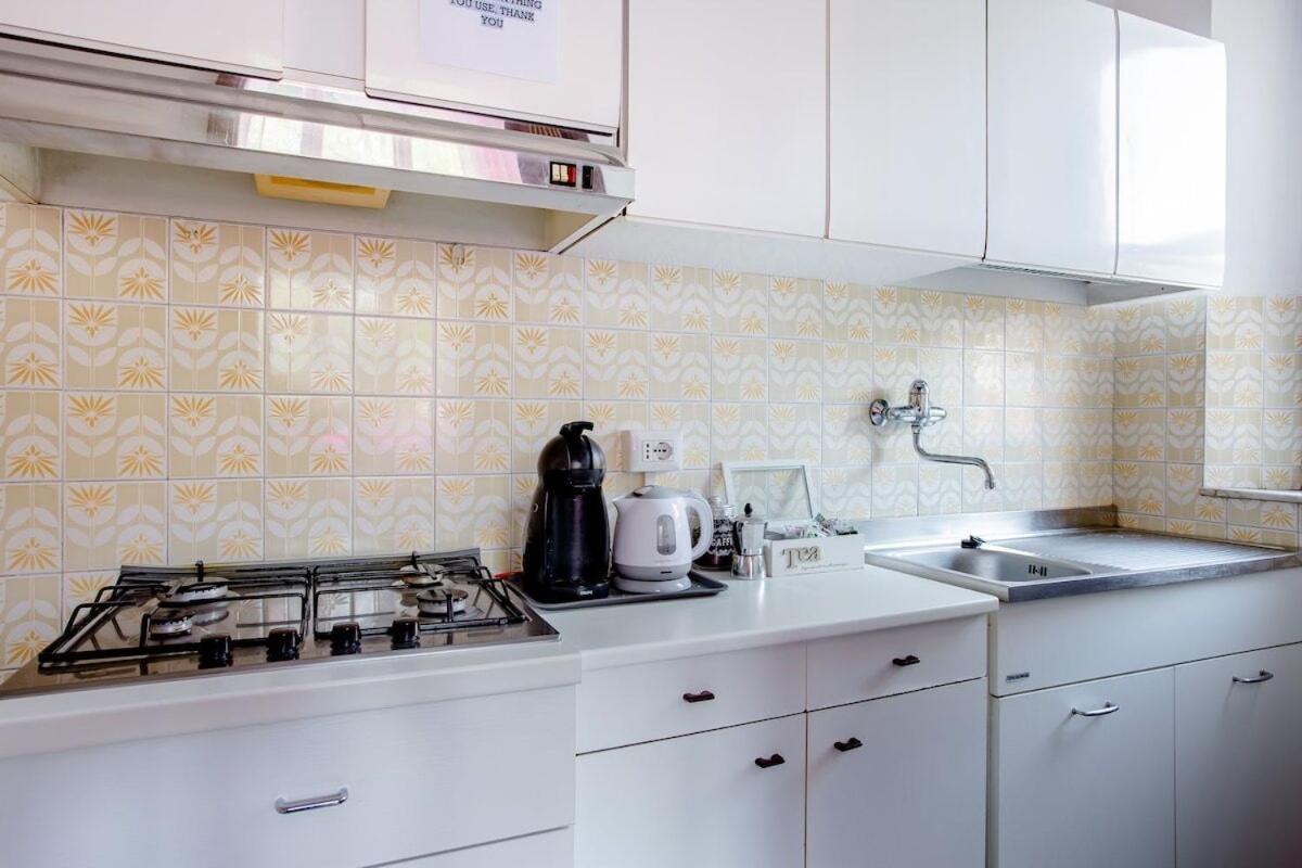 Casa Mafalda - Rooms, Friends And More - Affittacamere, Guest House Senigallia Esterno foto