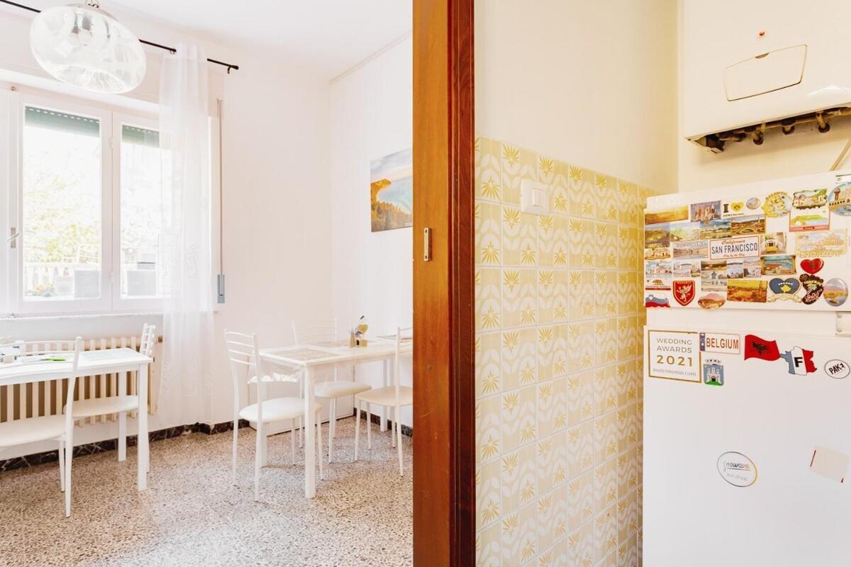 Casa Mafalda - Rooms, Friends And More - Affittacamere, Guest House Senigallia Esterno foto